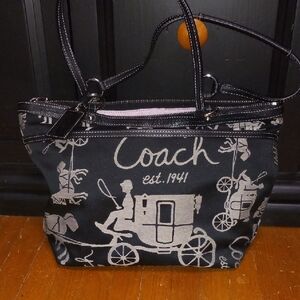 Coach Black and Cream Tote Bag - Fantastic Condition - Only used once